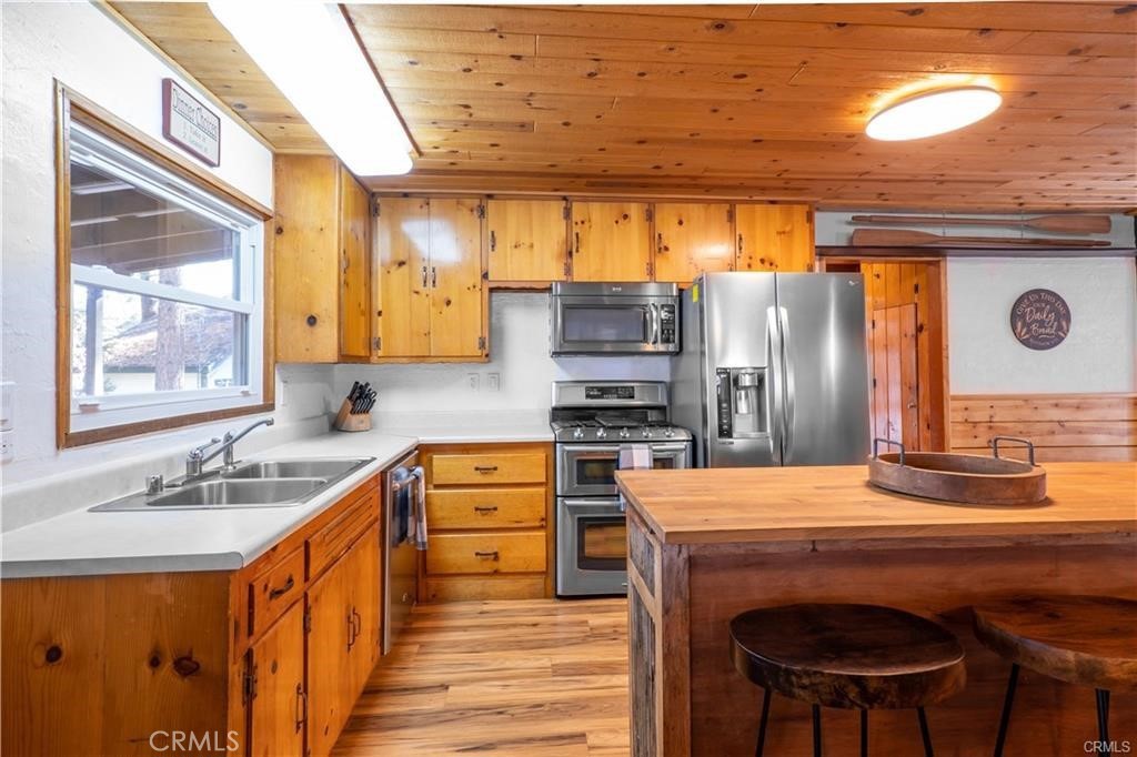 547 Chipmunk Lane Property Photo 7