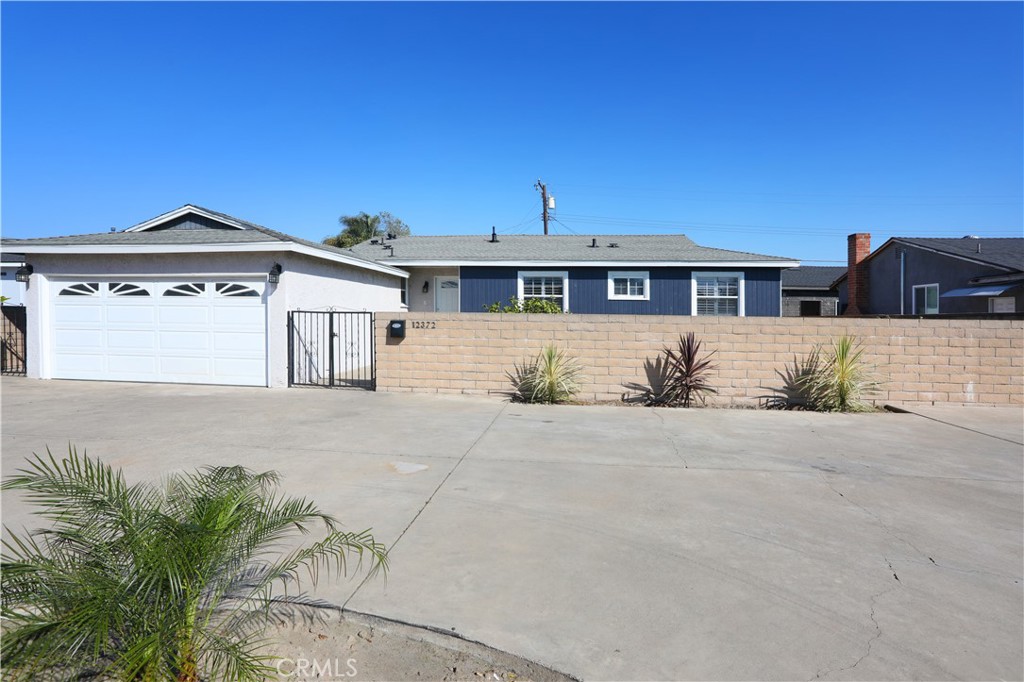 12372 West Street Property Photo