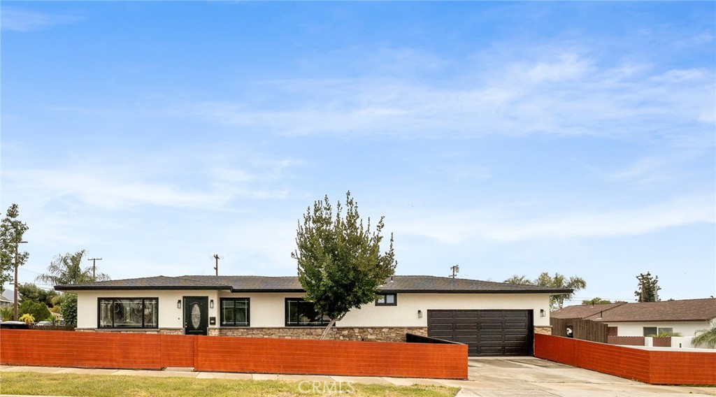 1222 S Sheridan Street Property Photo