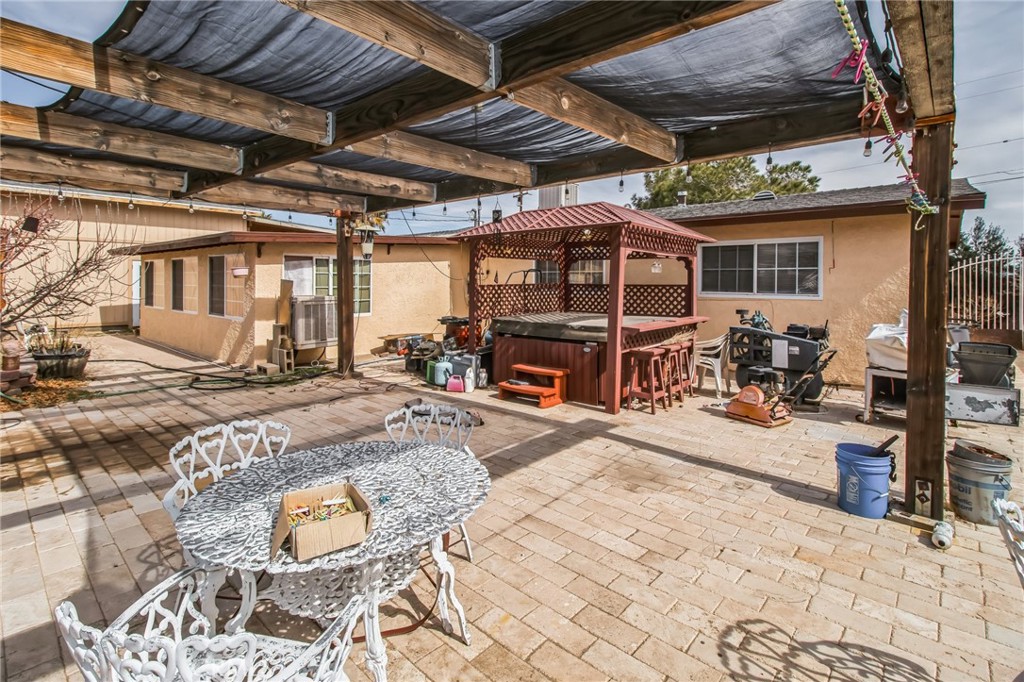18823 Sheffield Street Property Photo 9