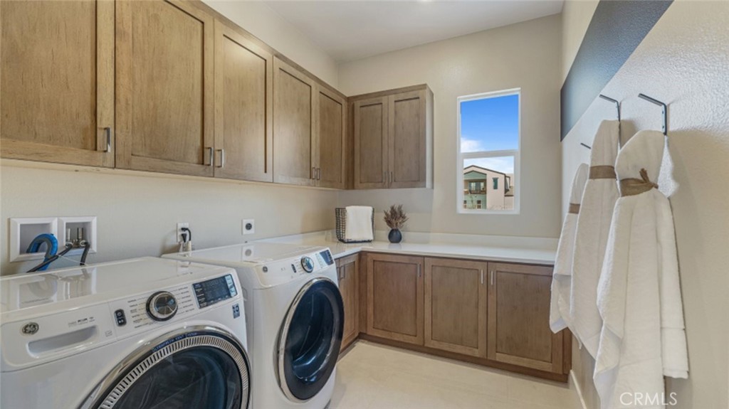 105 Proctor Property Photo 21