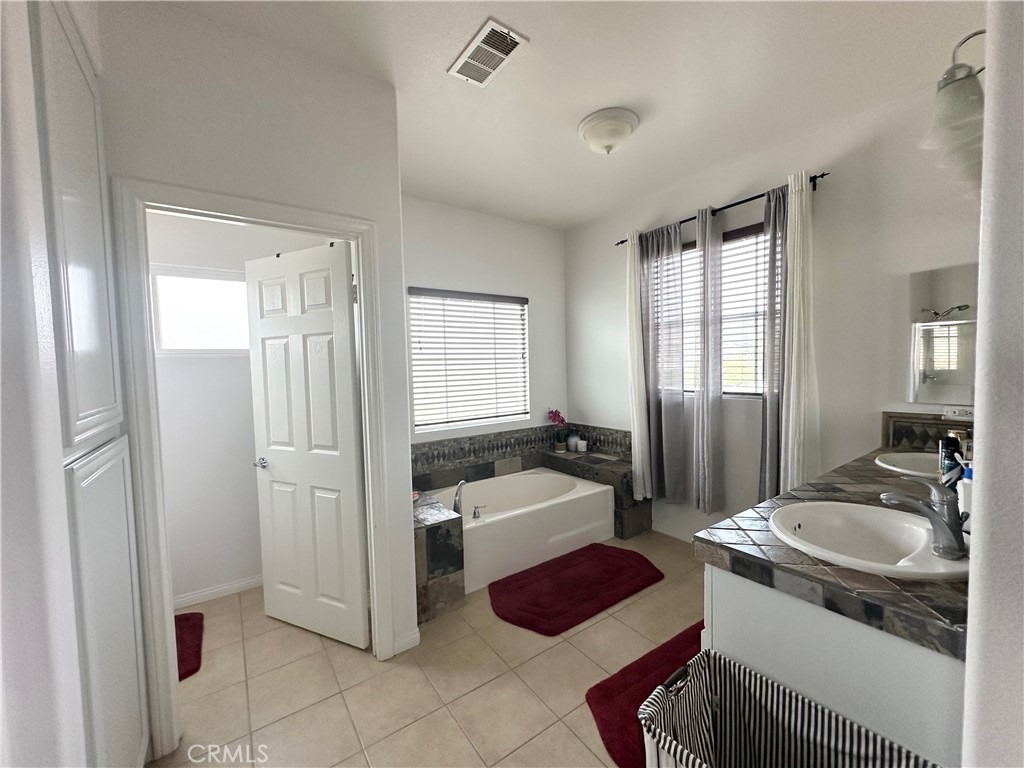 1539 Carmel Court Property Photo 19
