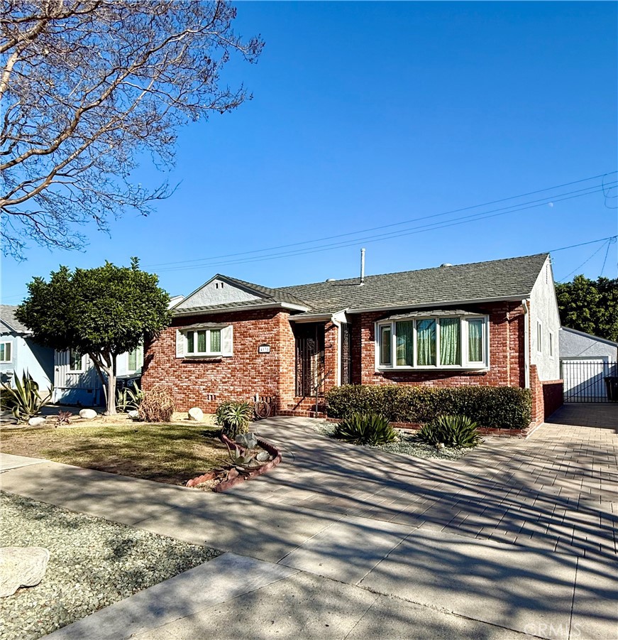 4138 Obispo Avenue Property Photo