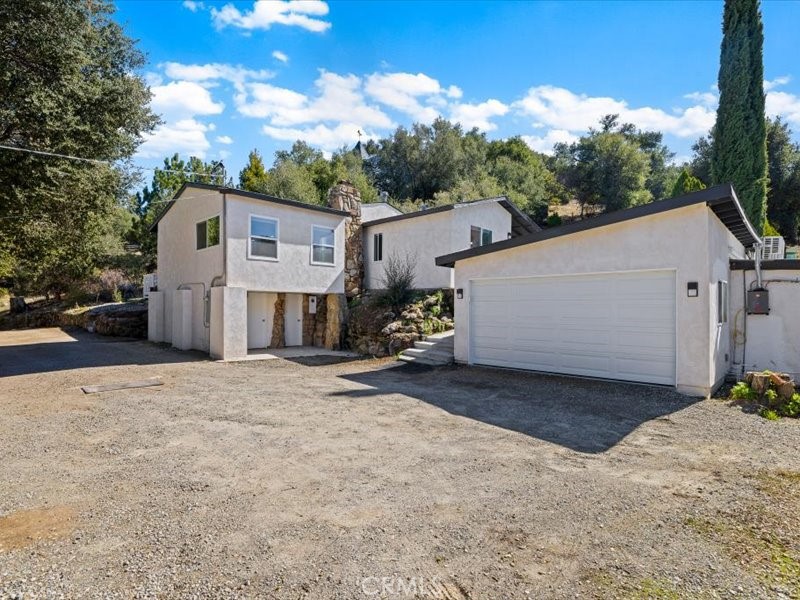 10201 River Drive Property Photo