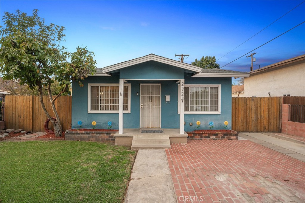 2723 W Olive Avenue Property Photo