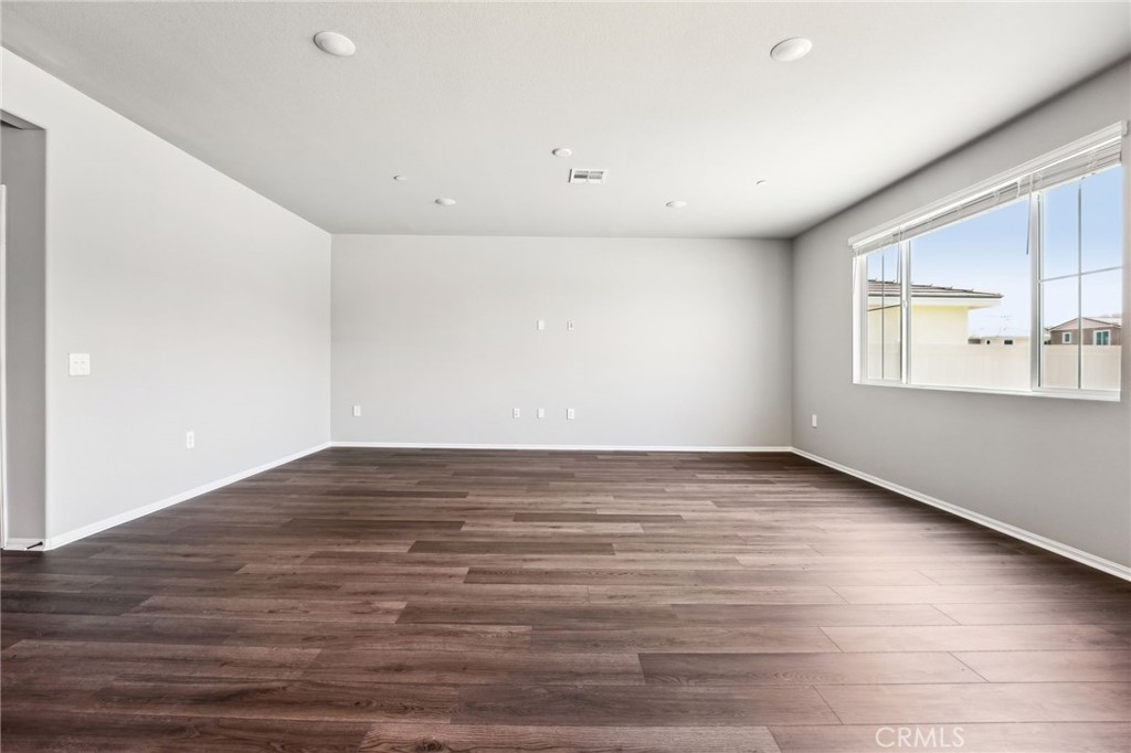2187 Oroblanco Way Property Photo 11