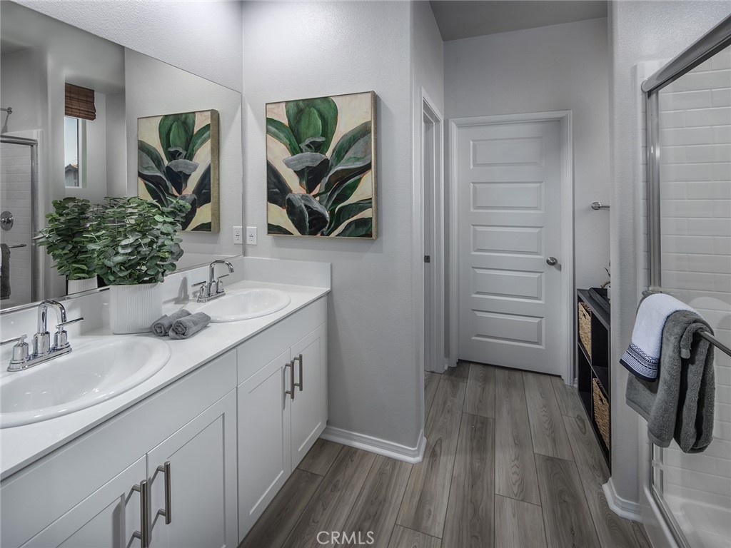 2094 Bergamot Street Property Photo 8