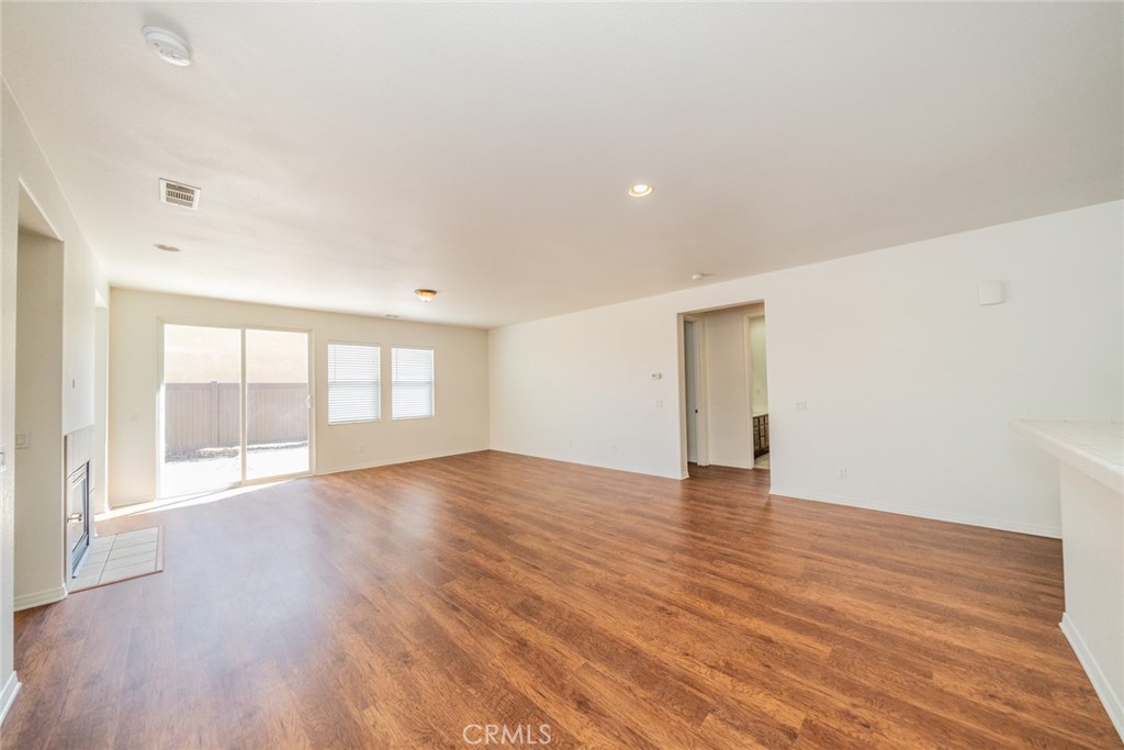 1435 Petunia Court Property Photo 15