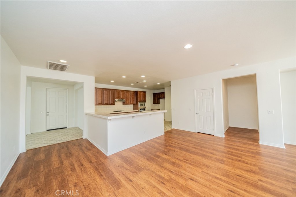 1435 Petunia Court Property Photo 16
