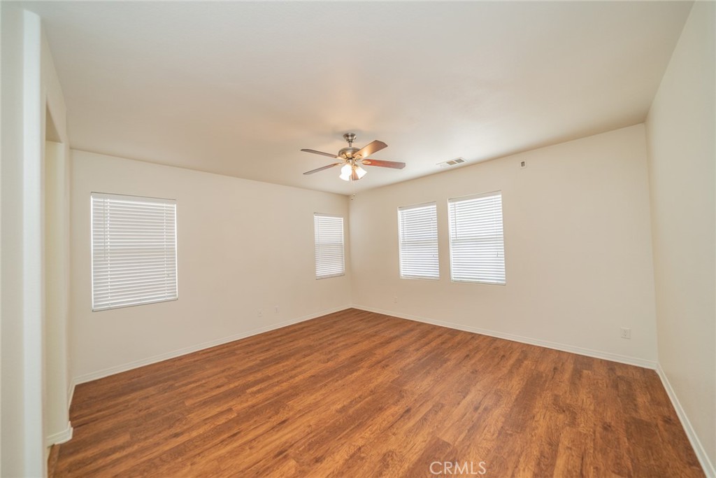 1435 Petunia Court Property Photo 29