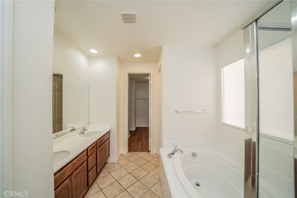 1435 Petunia Court Property Photo 33