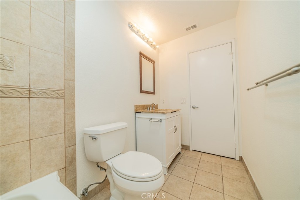 5794 Carleton Street Property Photo 21
