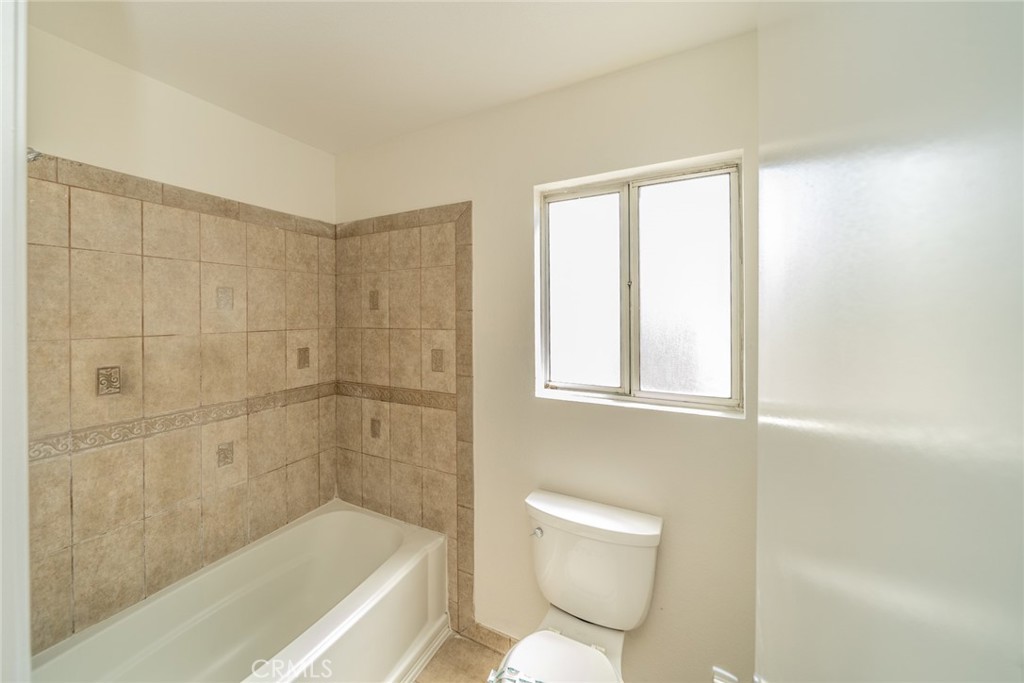 5794 Carleton Street Property Photo 25