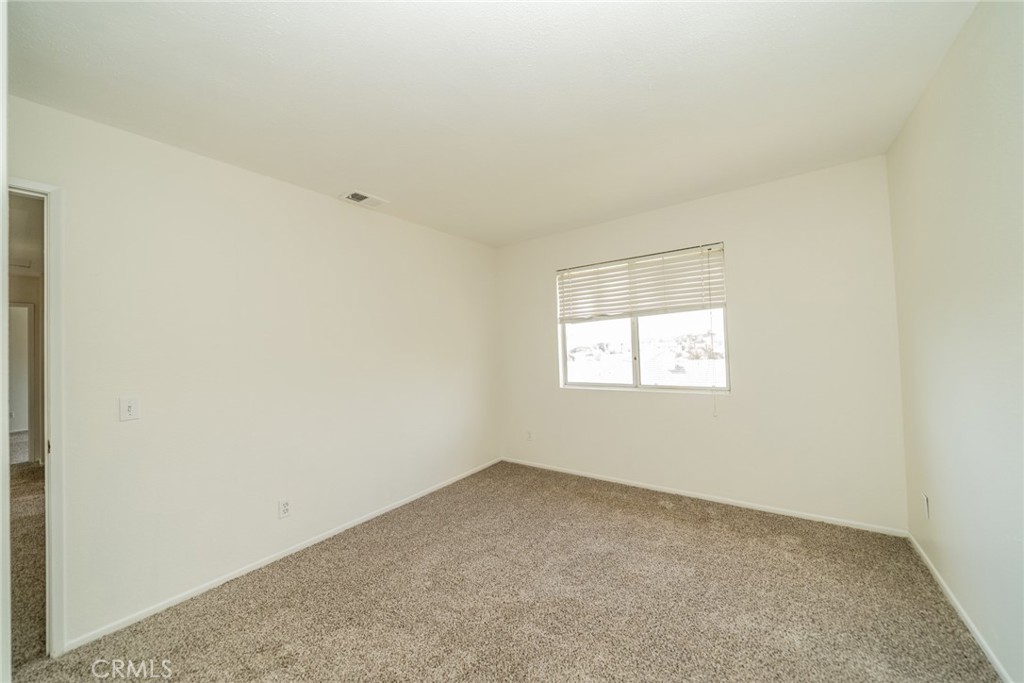 5794 Carleton Street Property Photo 31