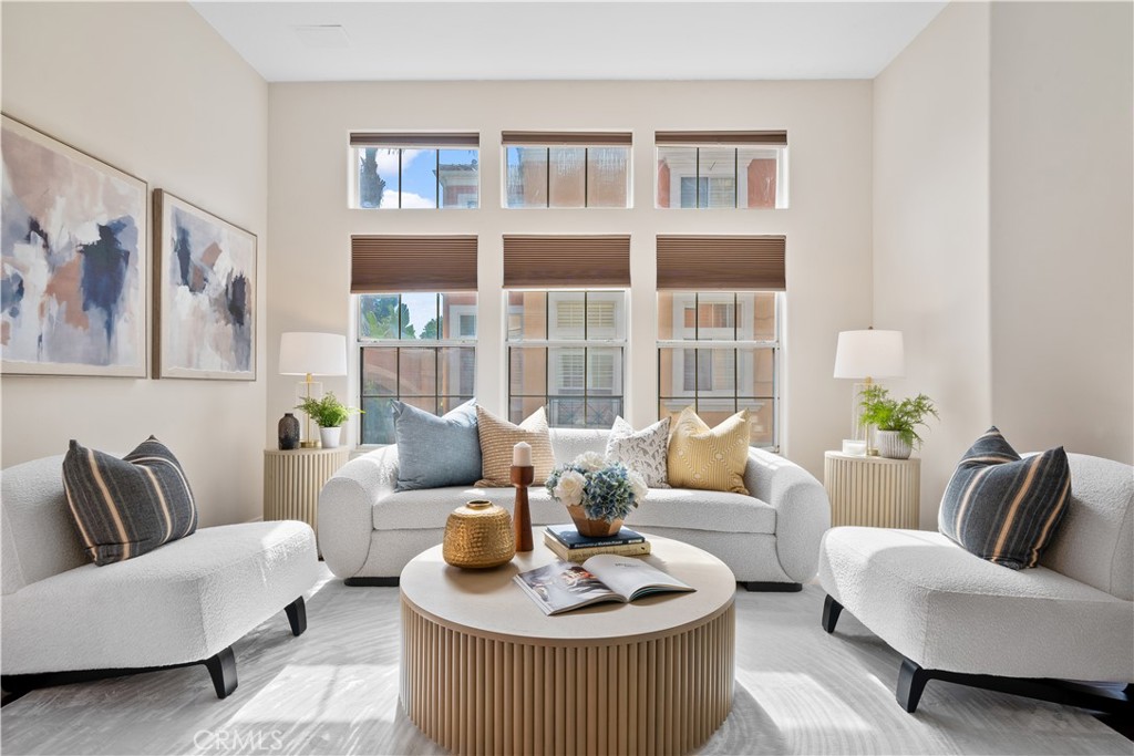 15 Venezia Aisle Property Photo