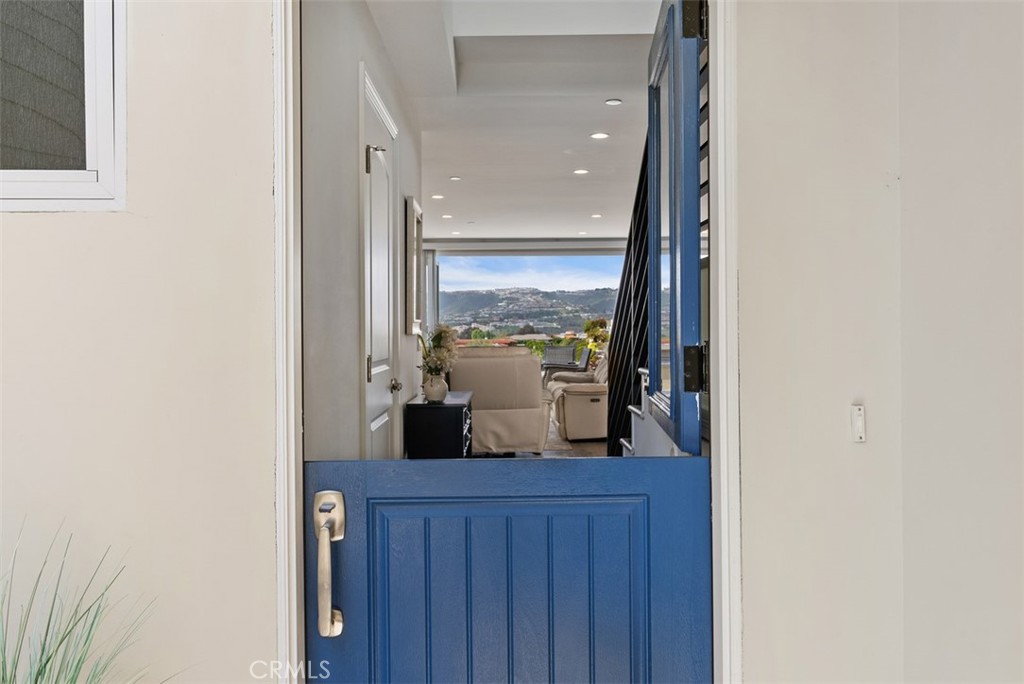 24065 Windward Drive Property Photo 3