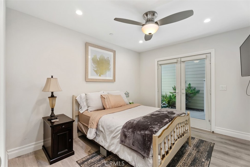 24065 Windward Drive Property Photo 14