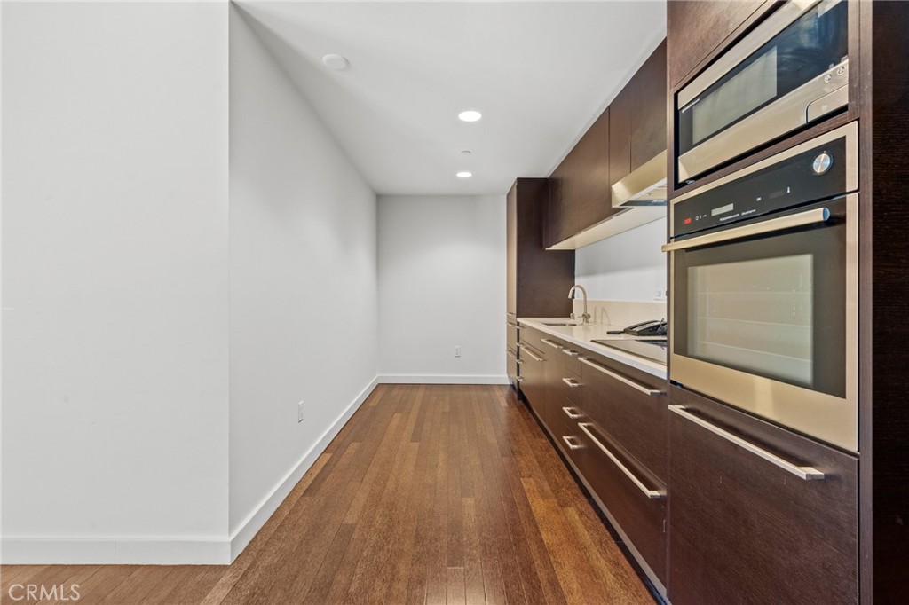 6250 Hollywood Boulevard 4m Property Photo 2