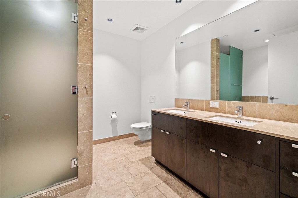 6250 Hollywood Boulevard 4m Property Photo 10