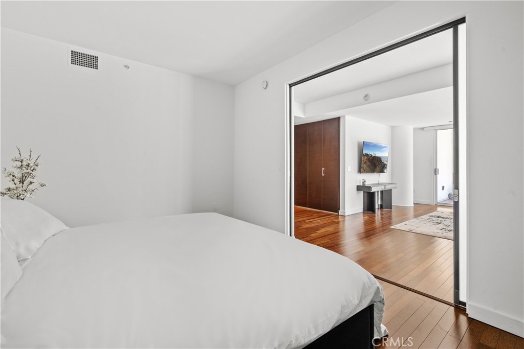 6250 Hollywood Boulevard 4m Property Photo 13