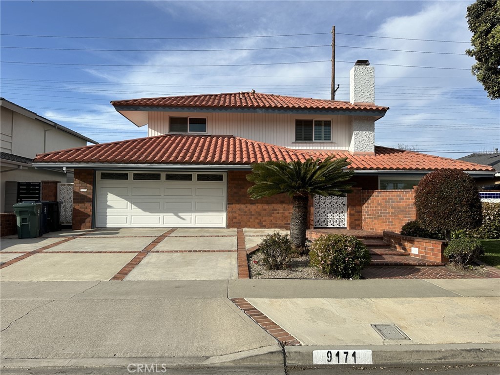 9171 Regatta Drive Property Photo