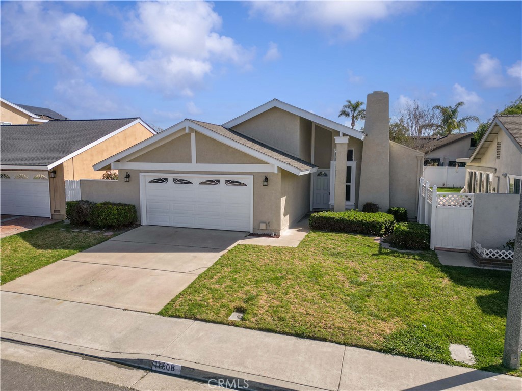 17208 Reimer Street Property Photo