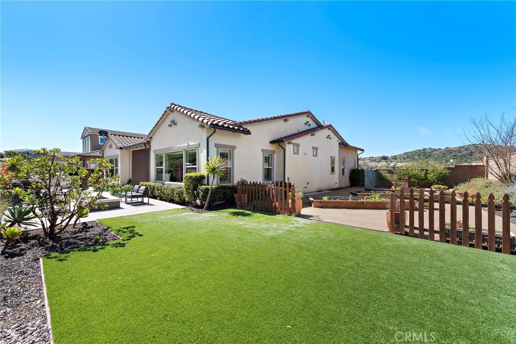 2 Arada Street Property Photo