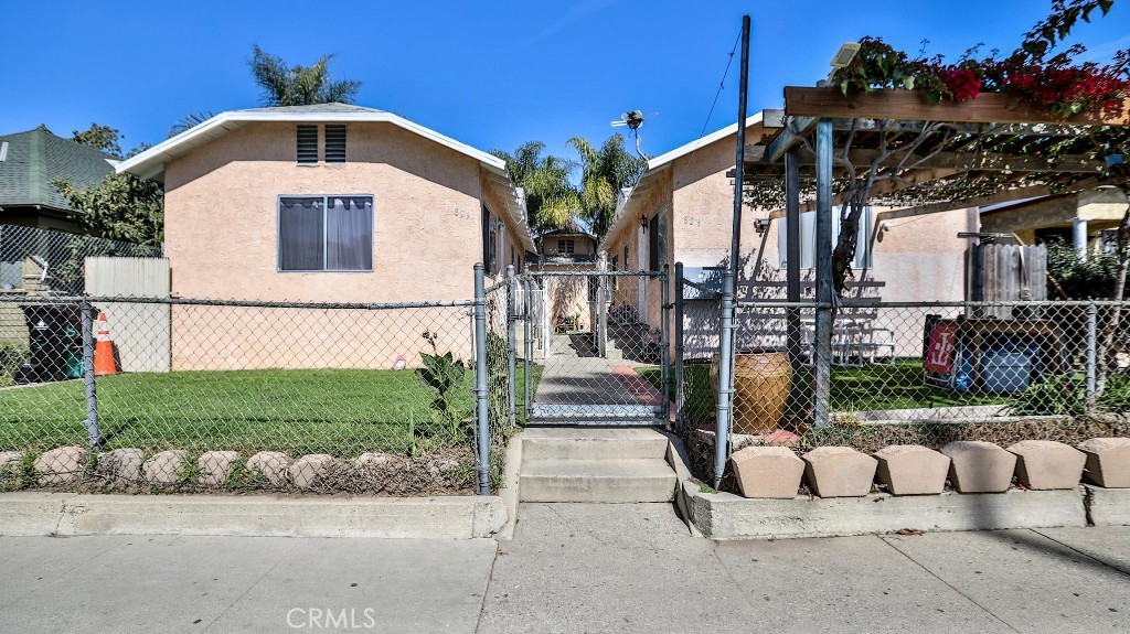 823 W 81st Street Property Photo 18