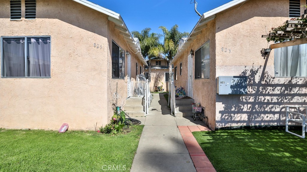 823 W 81st Street Property Photo 19