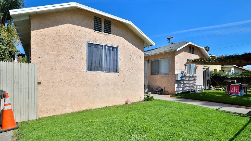 823 W 81st Street Property Photo 22