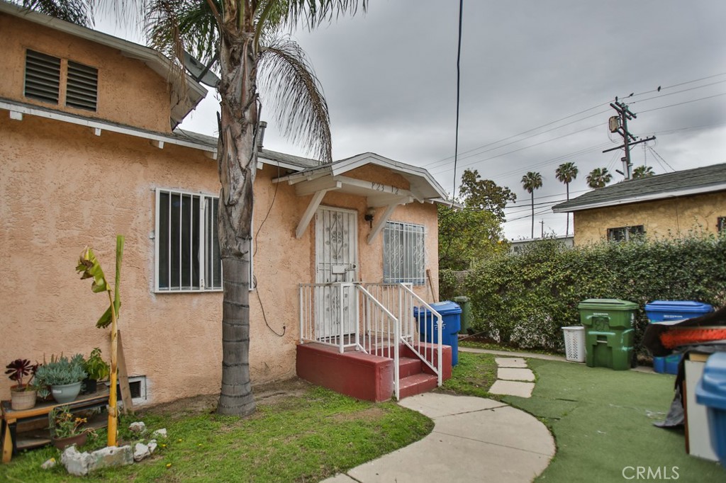 823 W 81st Street Property Photo 29