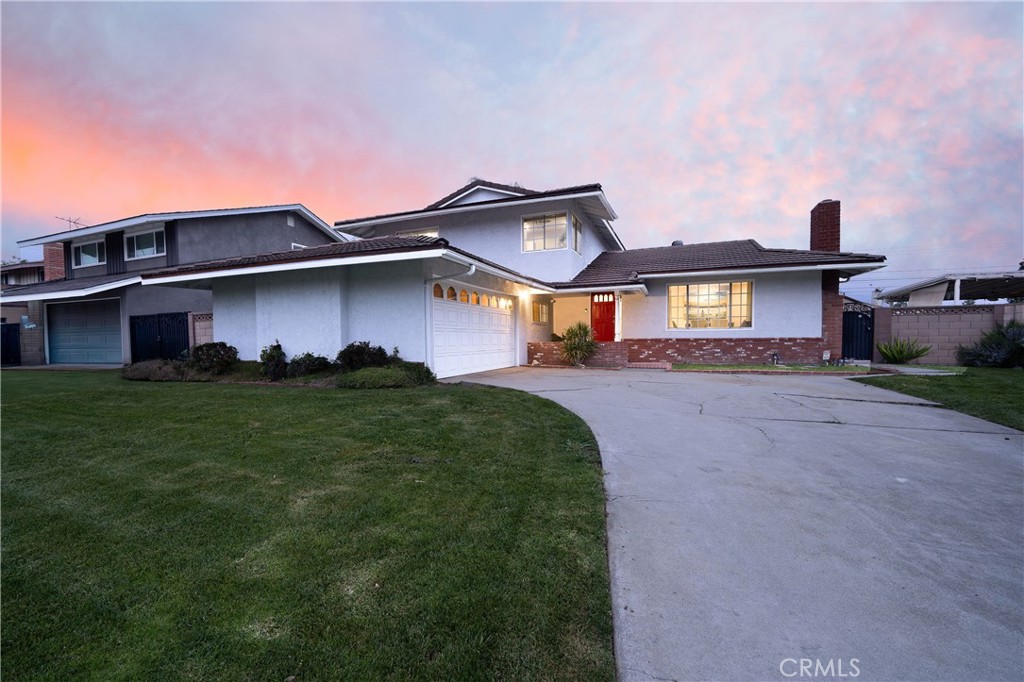 15615 Pintura Dr Property Photo