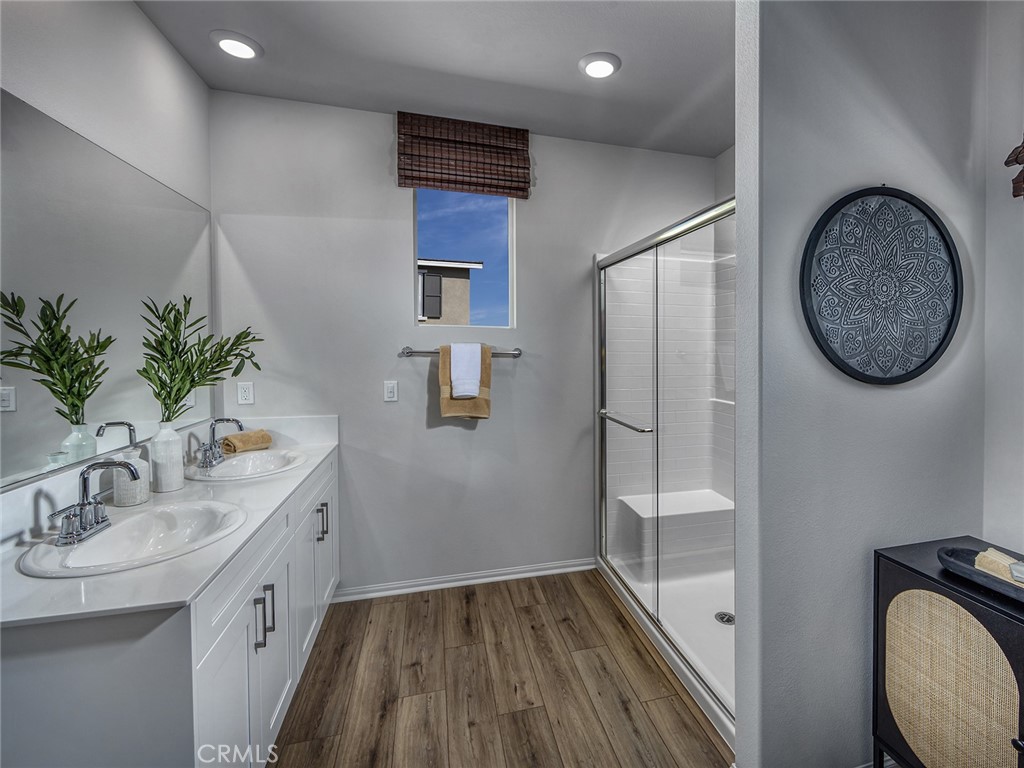2111 Bergamot Street Property Photo 9