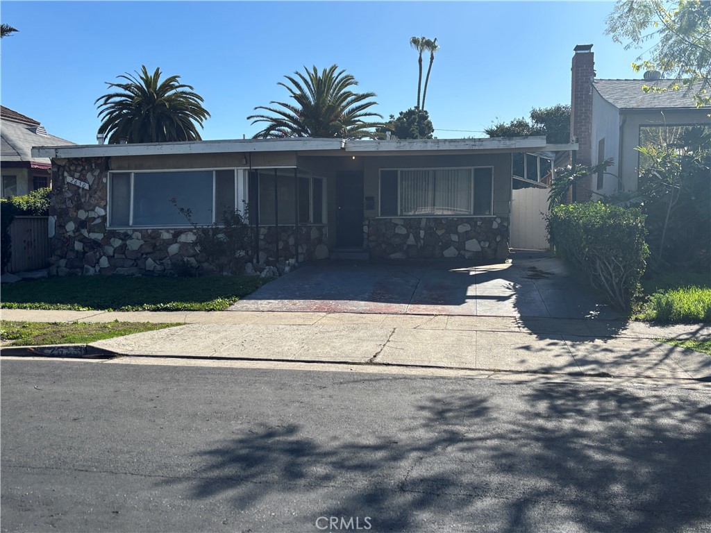 2650 Clyde Avenue Property Photo