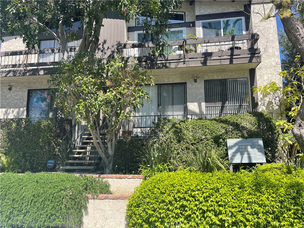 1818 Kelton Avenue 101 Property Photo 1