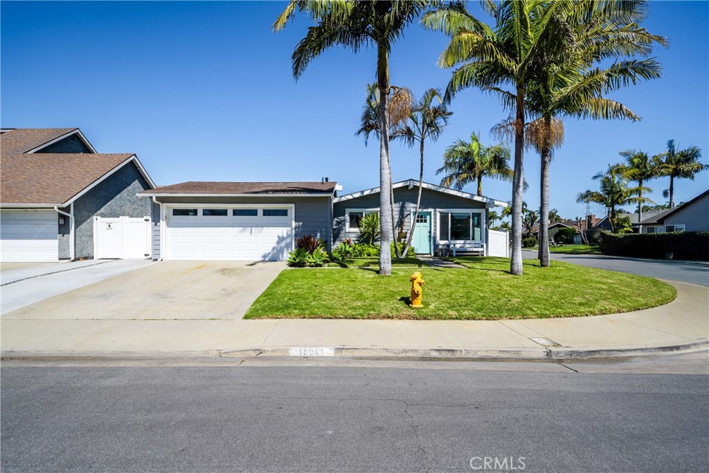 10041 Dana Drive Property Photo