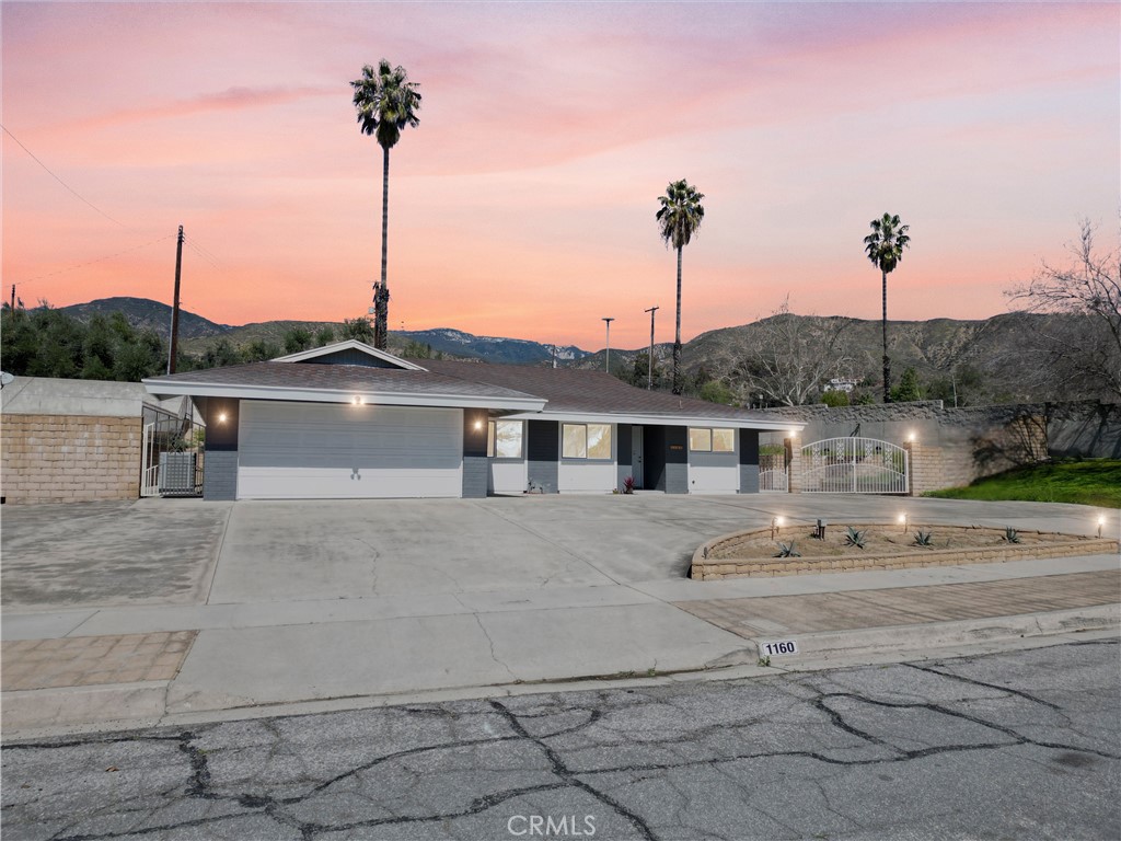 Pacific Real Estate Listings Main Image