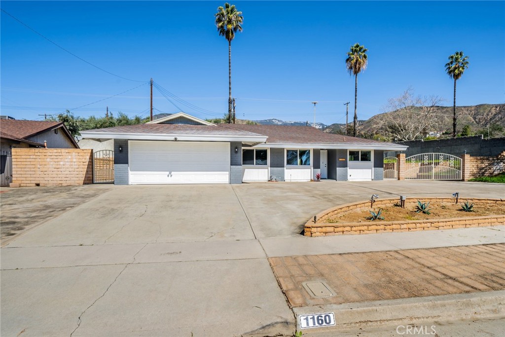 1160 Sonora Street Property Photo 2