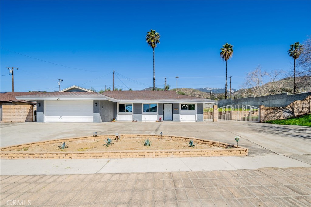 1160 Sonora Street Property Photo 3