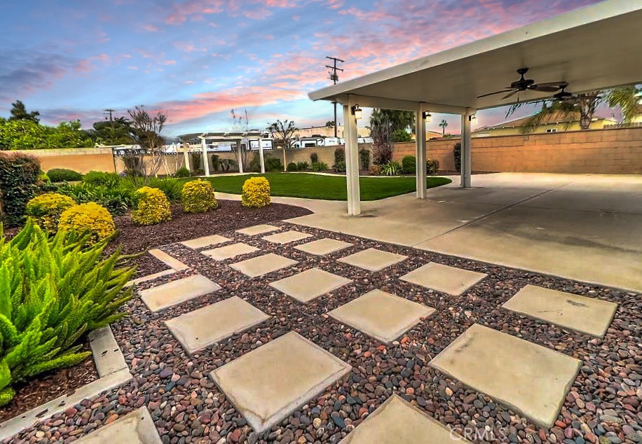2677 Arrow Highway Property Photo