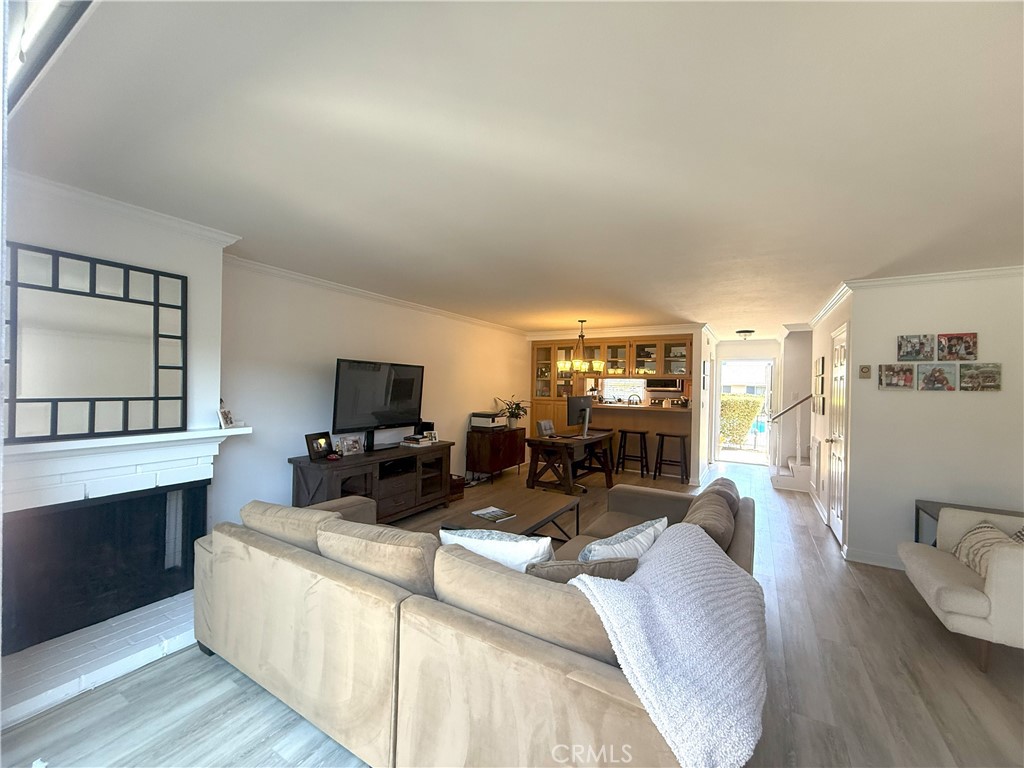 445 Gloucester Drive 35 Property Photo