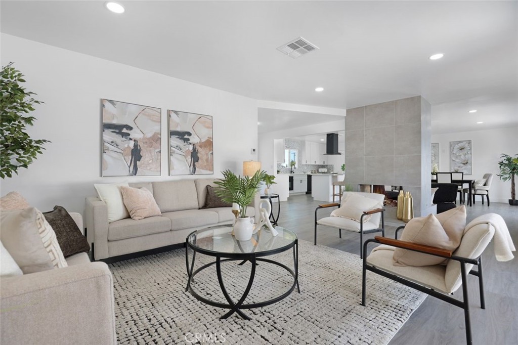 18211 Fairhaven Avenue Property Photo