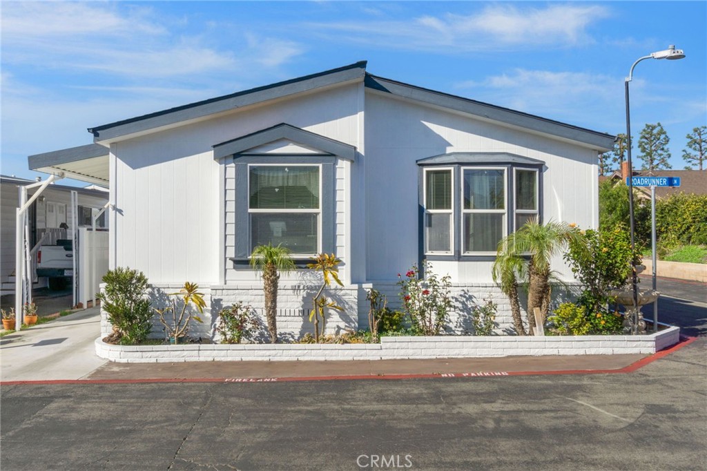 209 Road Runner Lane Property Photo