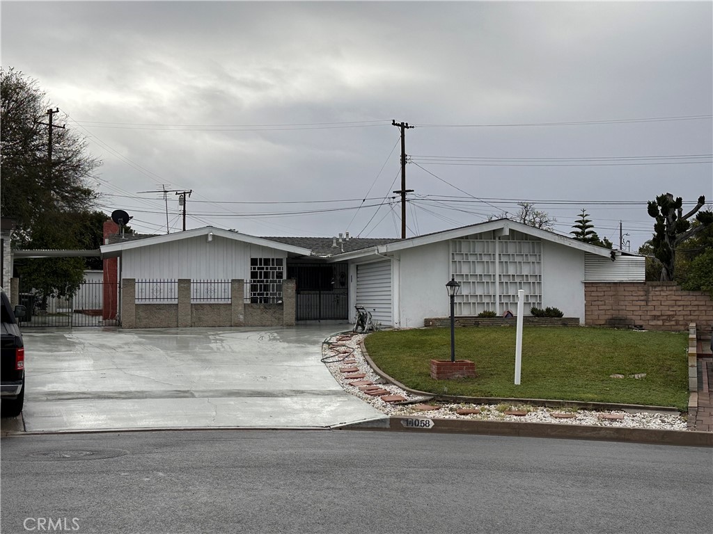 14058 La Barca Drive Property Photo