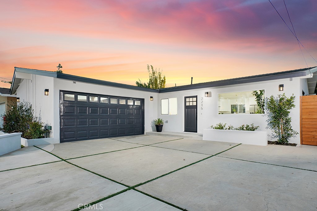 2215 Avalon Street Property Photo