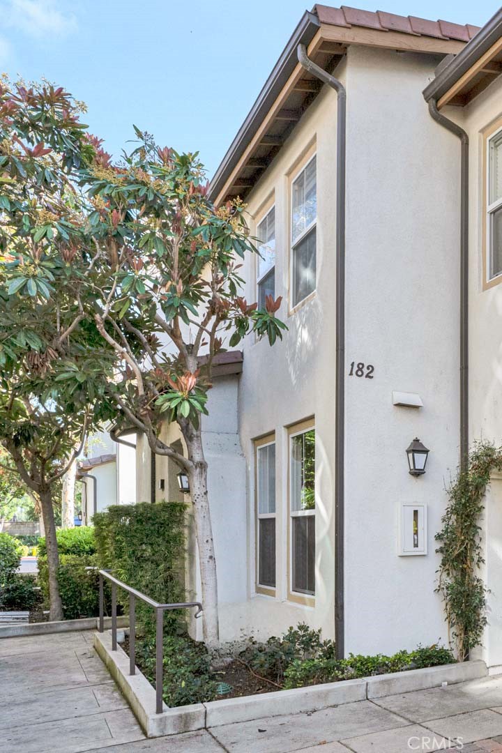 182 Hayward Property Photo