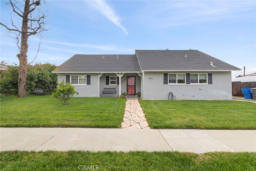 2942 Sandberg Street Property Photo