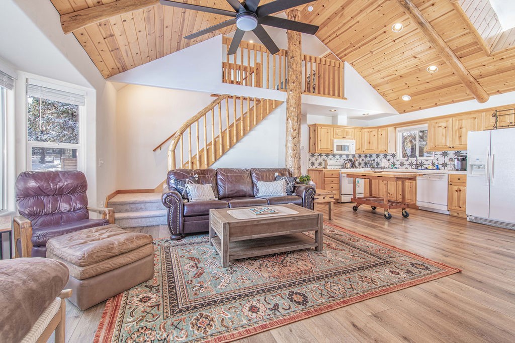 200 W Sherwood Boulevard Property Photo