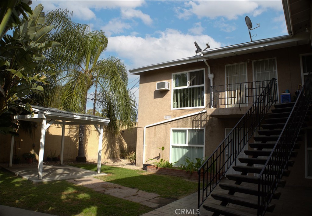 1551 W Ball Road Property Photo 3
