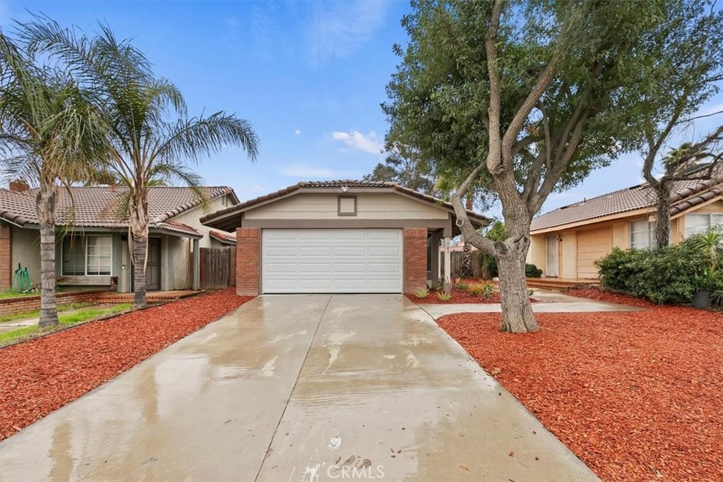 105 Orangetree Drive Property Photo